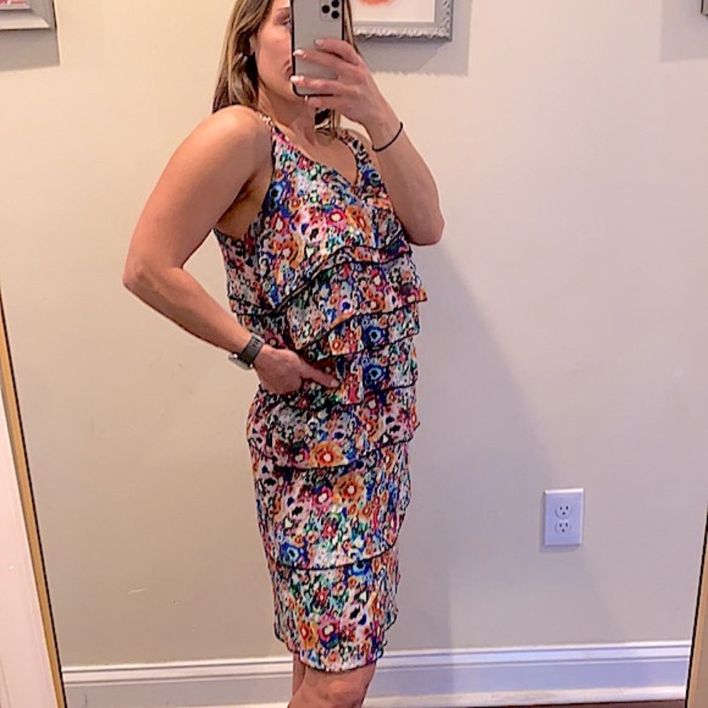 Kenneth Cole Tiered Ruffe Floral Mini Dress Size 8 - Picture 2 of 12